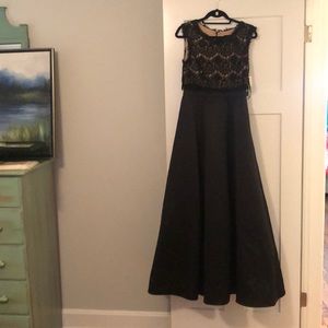 Betsy & Adam black lace formal dress